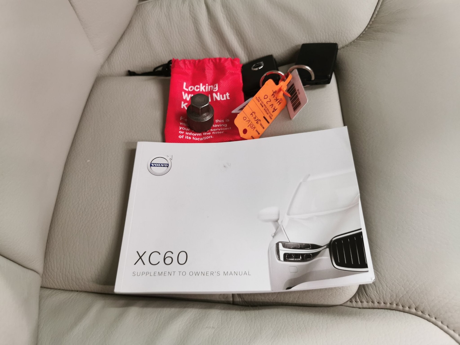 Used Volvo XC60 2020 for sale - 76566093: Photo 7