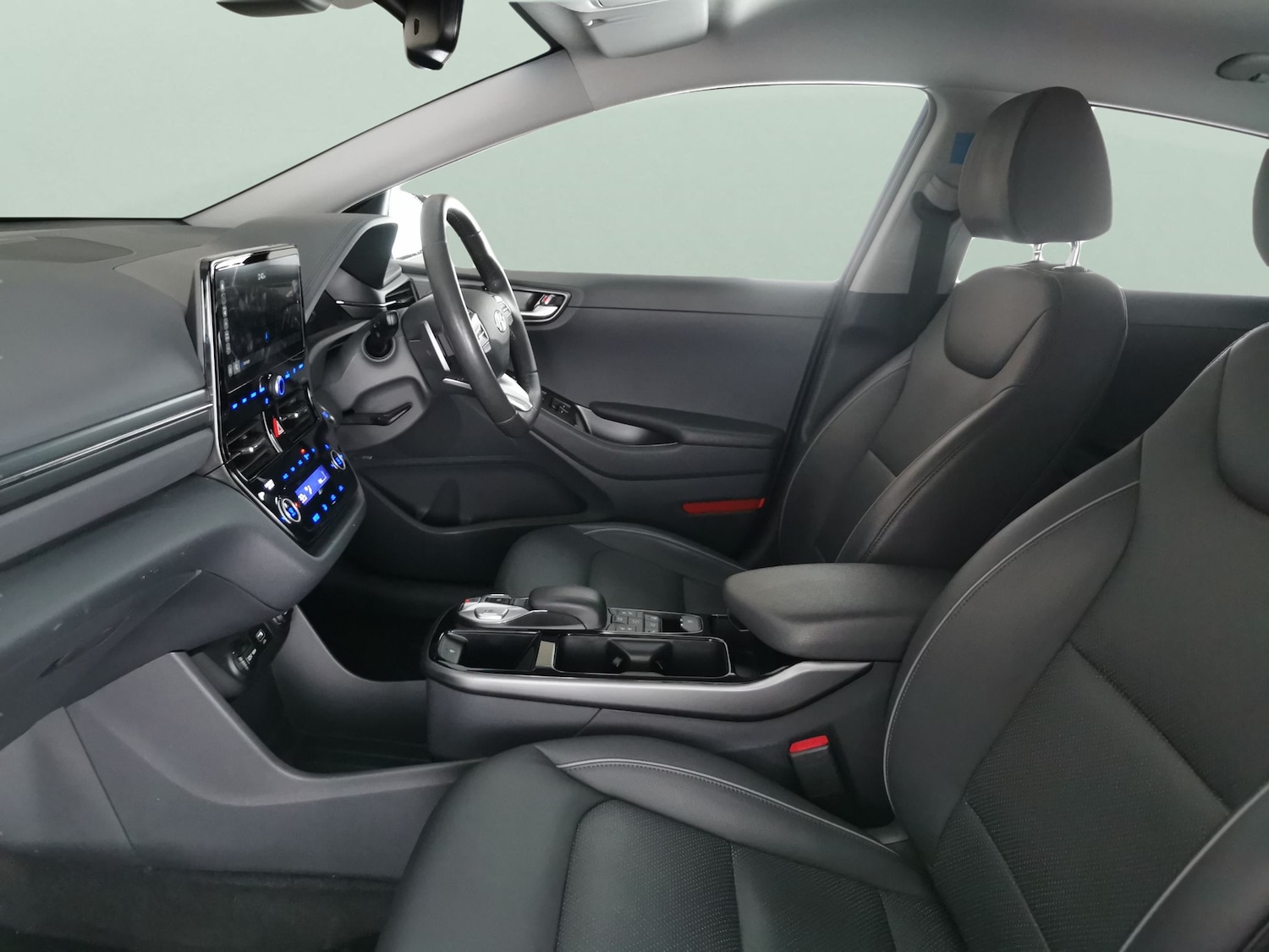 Used Hyundai IONIQ 2021 for sale - 77225555: Photo 4