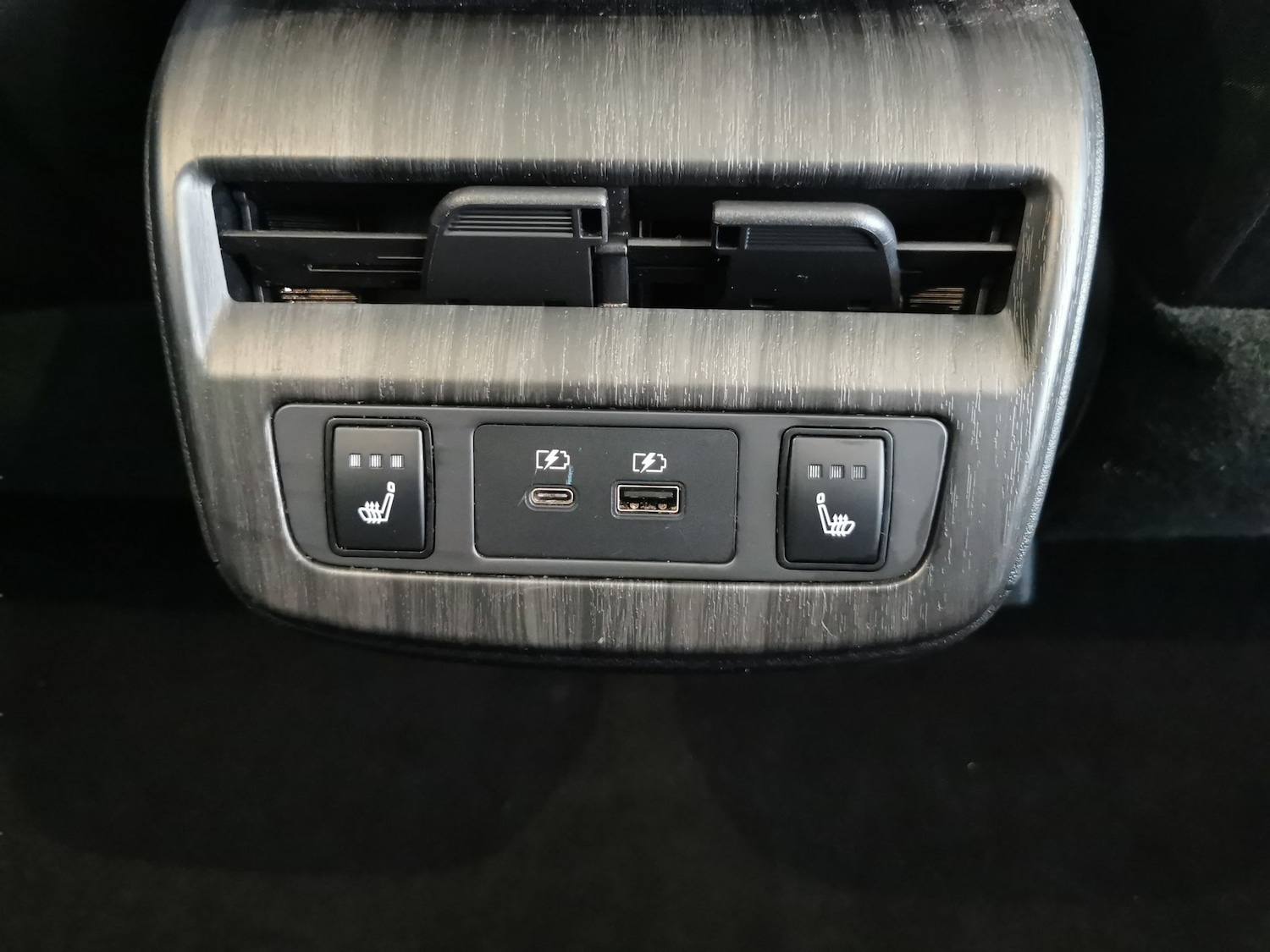 Used Nissan ARIYA 2022 for sale - 77562782: Photo 18