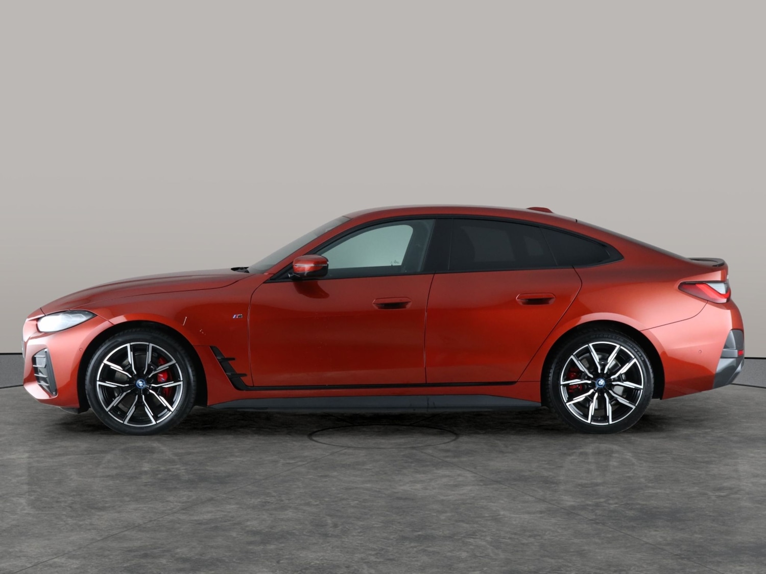 Used BMW i4 2022 for sale - 76722584: Photo 14