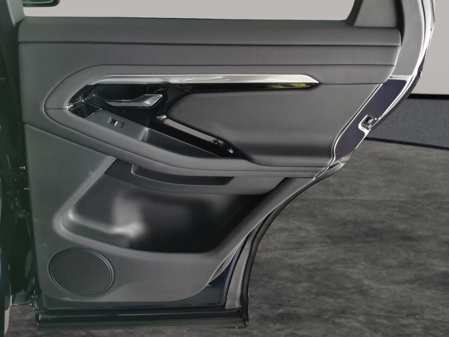 Used Land Rover Range Rover Evoque 2023 for sale - 77034163: Photo 34