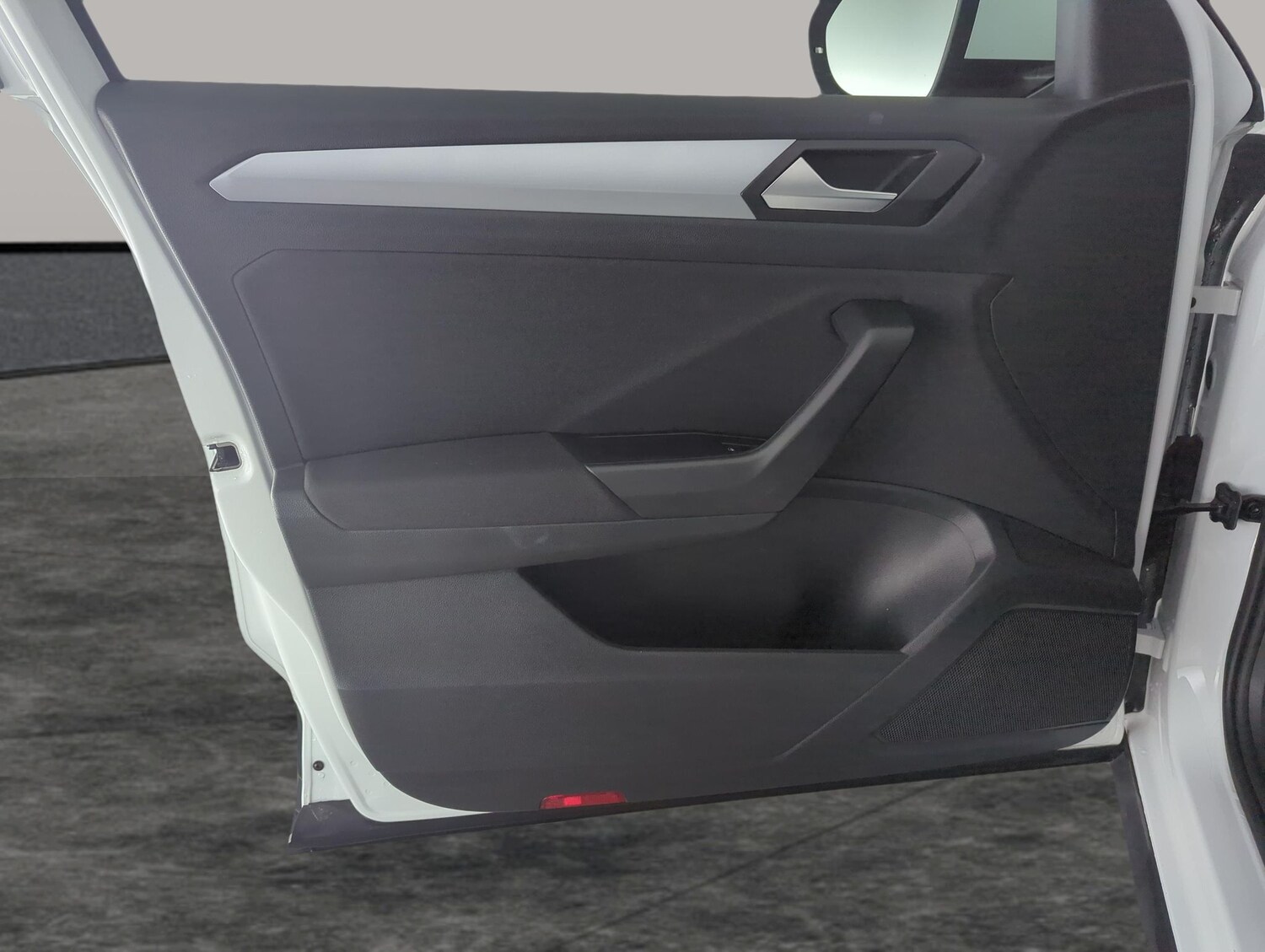 Used Volkswagen T-Roc 2022 for sale - 78060907: Photo 26