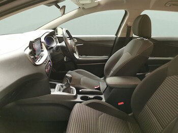 Used Kia Ceed 2024 for sale - 77526519: Photo