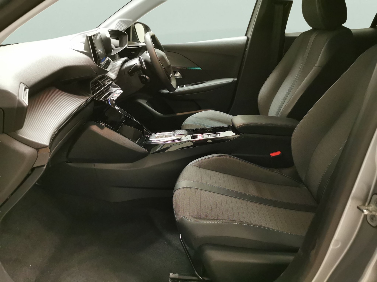 Used Peugeot 208 2023 for sale - 78159696: Photo 4