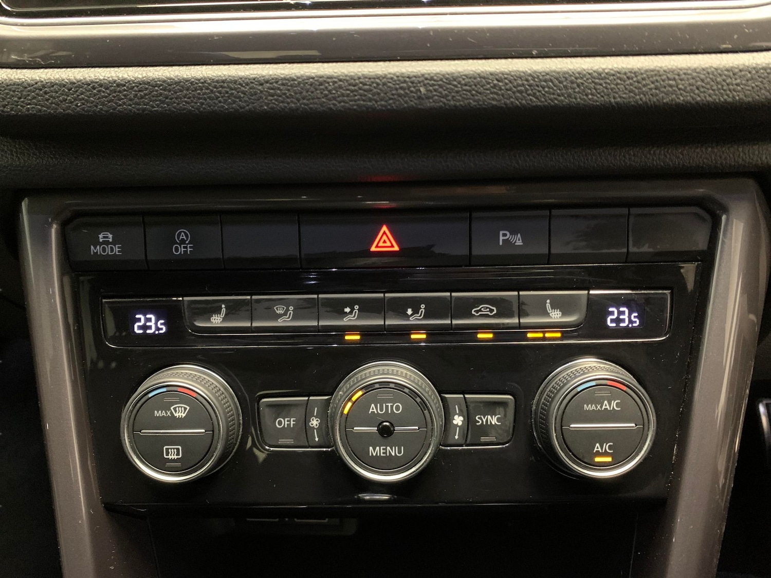 Used Volkswagen T-Roc 2019 for sale - 77255948: Photo 17