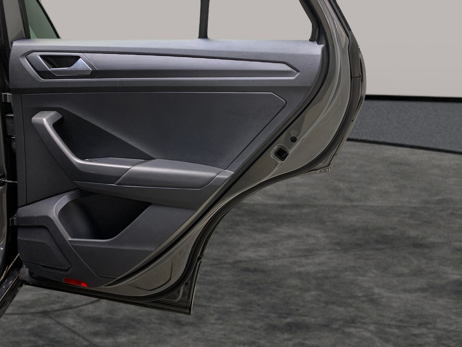 Used Volkswagen T-Roc 2019 for sale - 77255948: Photo 27