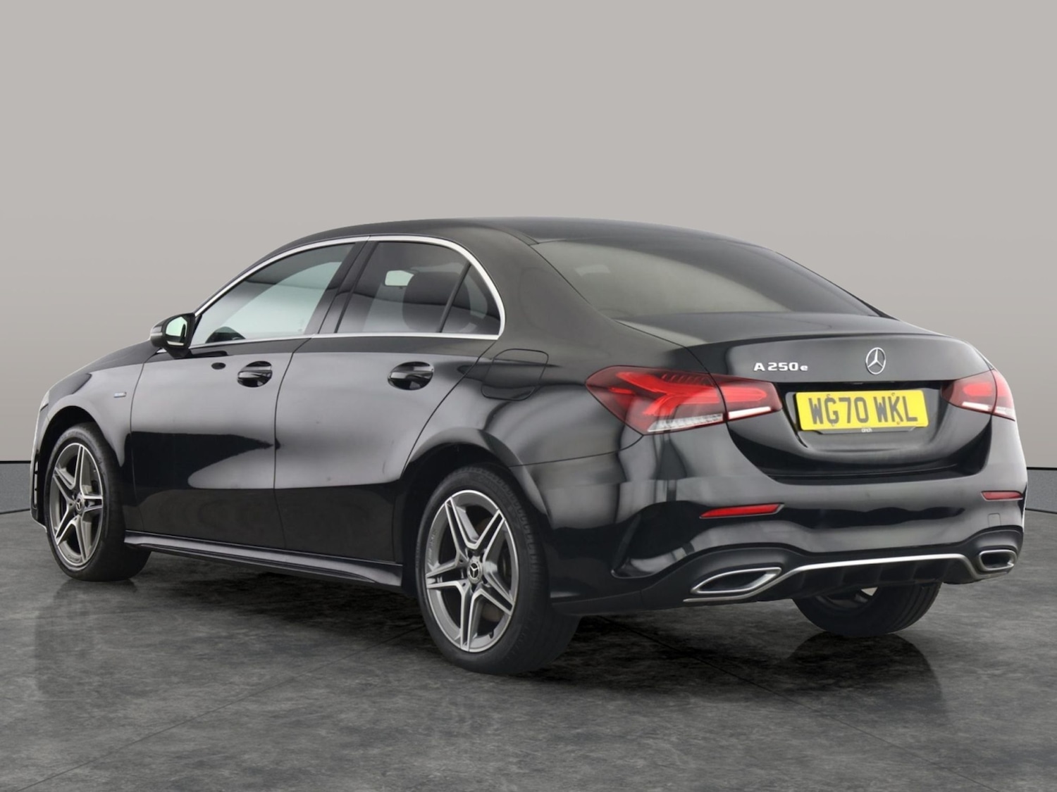 Used Mercedes-Benz A-Class 2020 for sale - 76919533: Photo 8