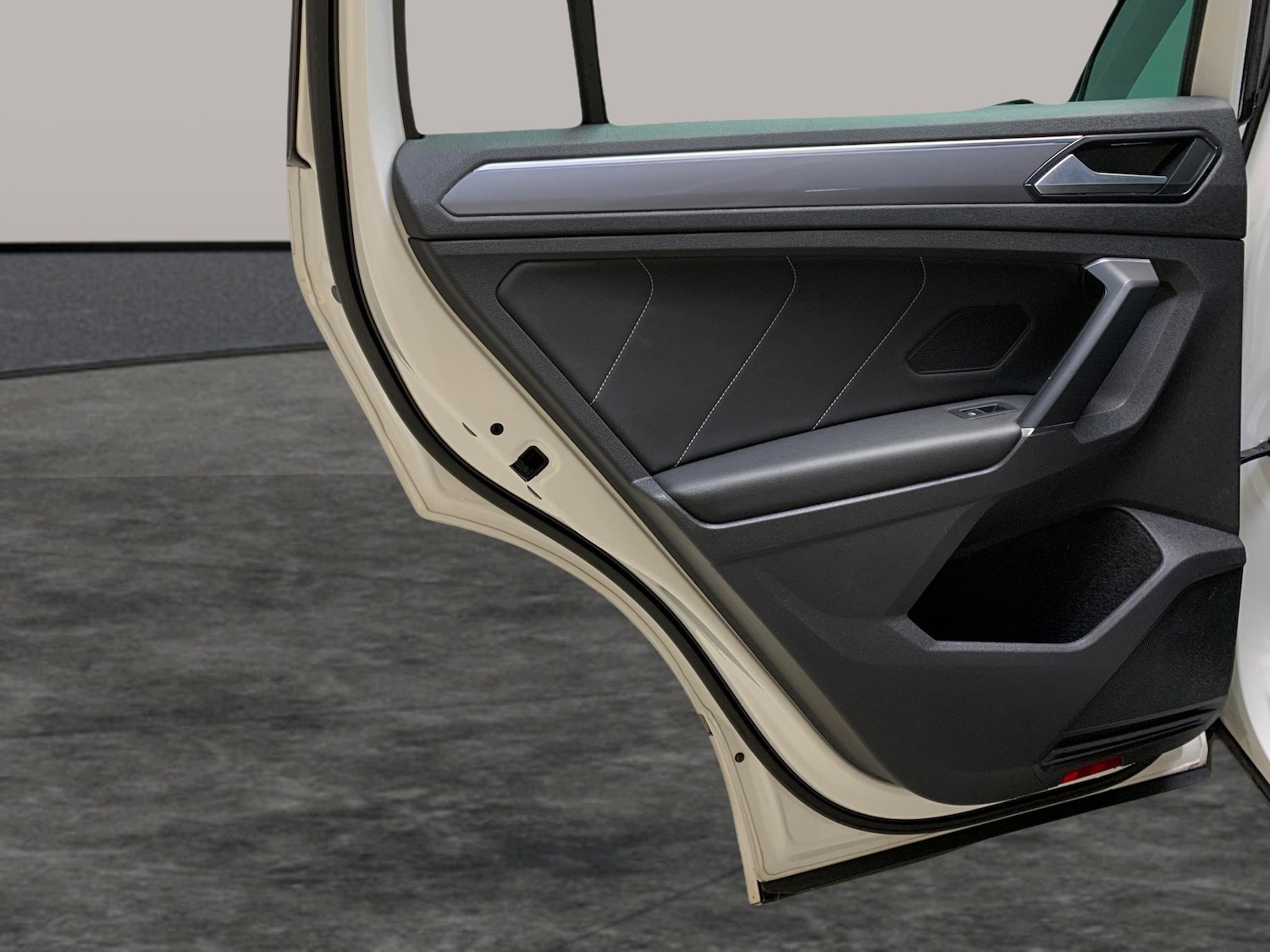 Used Volkswagen Tiguan 2018 for sale - 77061911: Photo 26