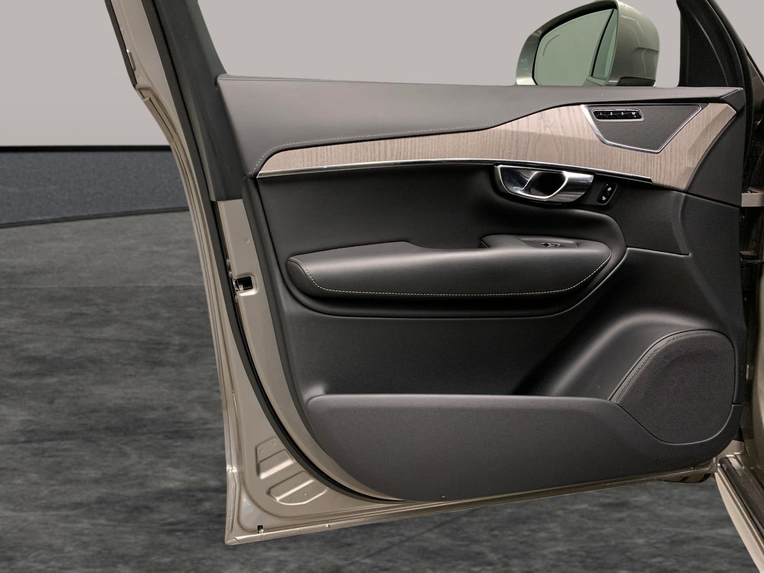 Used Volvo XC90 2021 for sale - 76403033: Photo 32