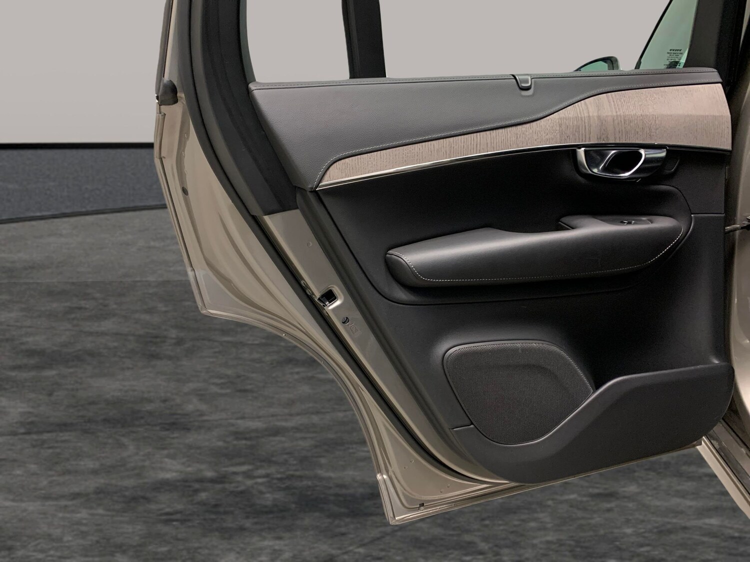 Used Volvo XC90 2021 for sale - 76403033: Photo 33