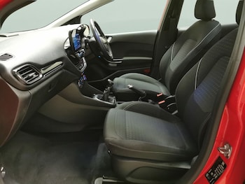 Used Ford Fiesta 2018 for sale - 79547484: Photo