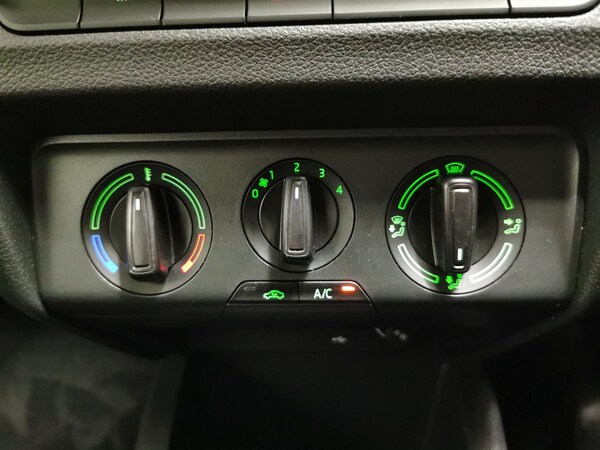 Used Skoda Fabia 2019 for sale - 76102363: Photo 23