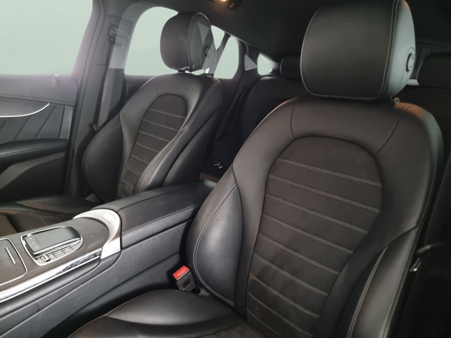 Used Mercedes-Benz GLC 2020 for sale - 76098288: Photo 27