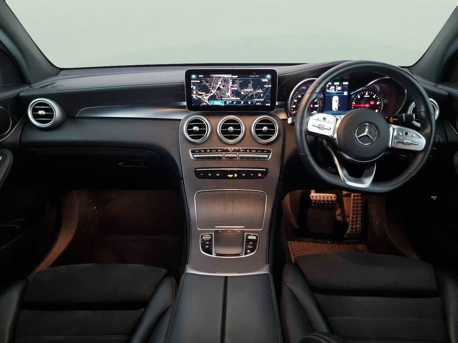 Used Mercedes-Benz GLC 2020 for sale - 76098288: Photo 8