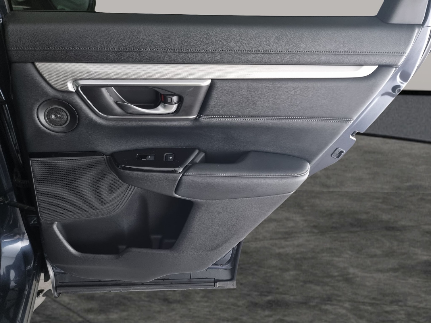 Used Honda CR-V 2020 for sale - 76557171: Photo 34