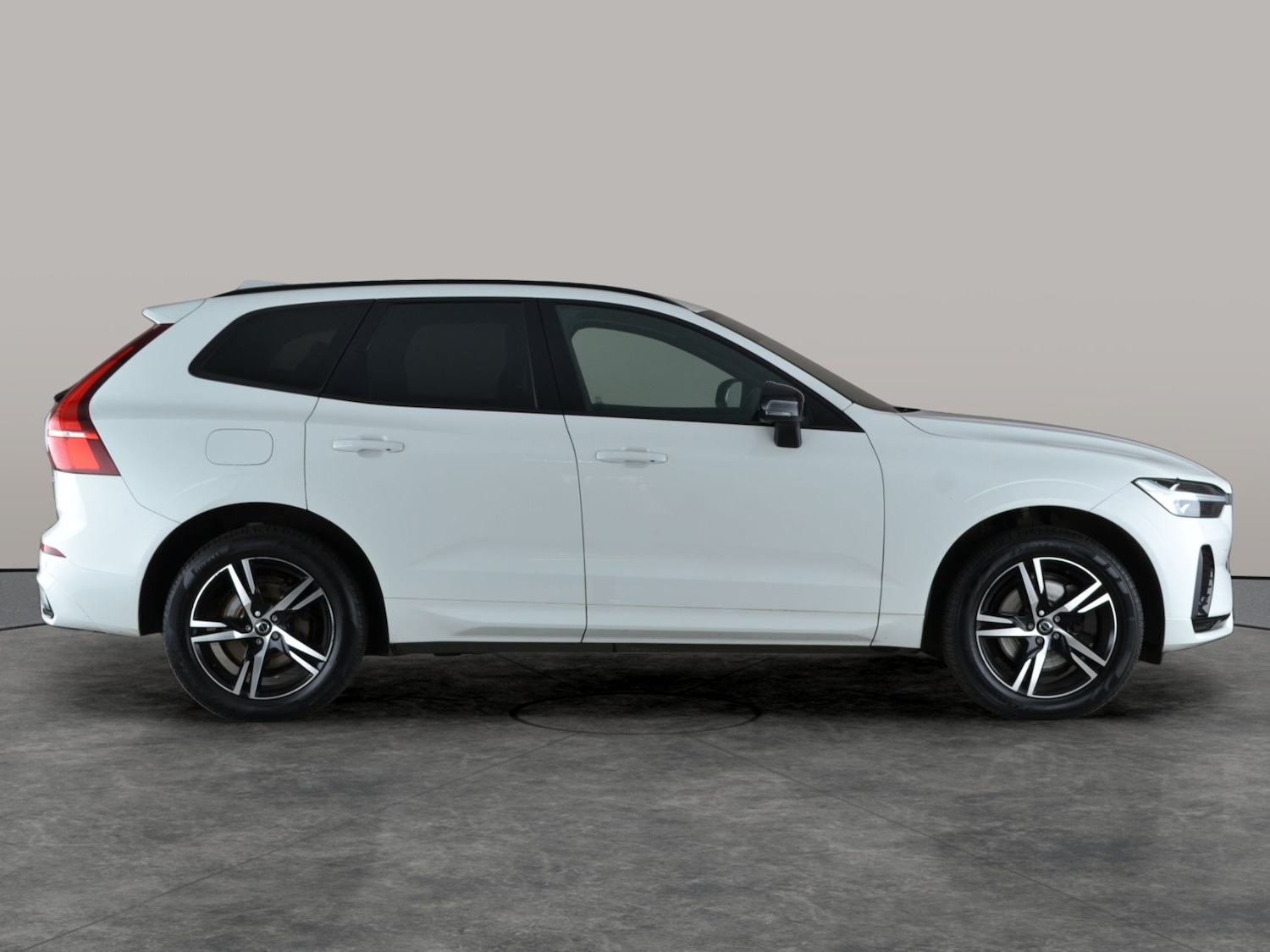 Used Volvo XC60 2021 for sale - 77708423: Photo 8