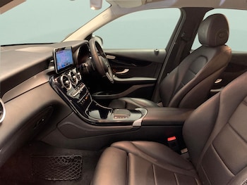Used Mercedes-Benz GLC 2019 for sale - 75616878: Photo