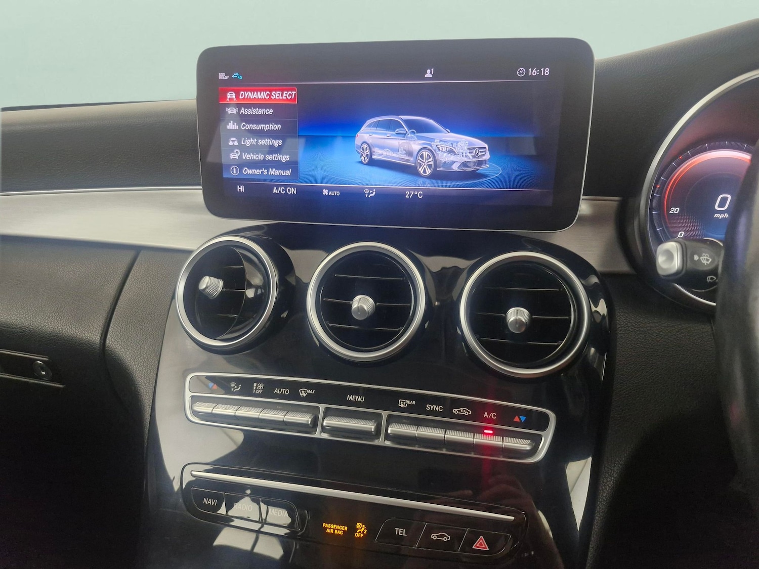 Used Mercedes-Benz C Class 2020 for sale - 76519564: Photo 30