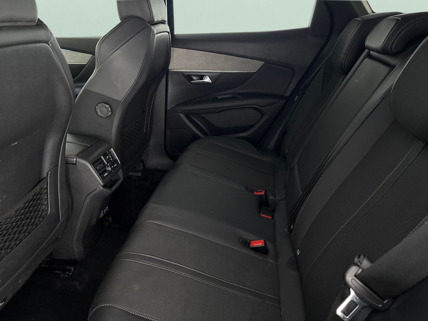 Used Peugeot 3008 2022 for sale - 77674242: Photo 29