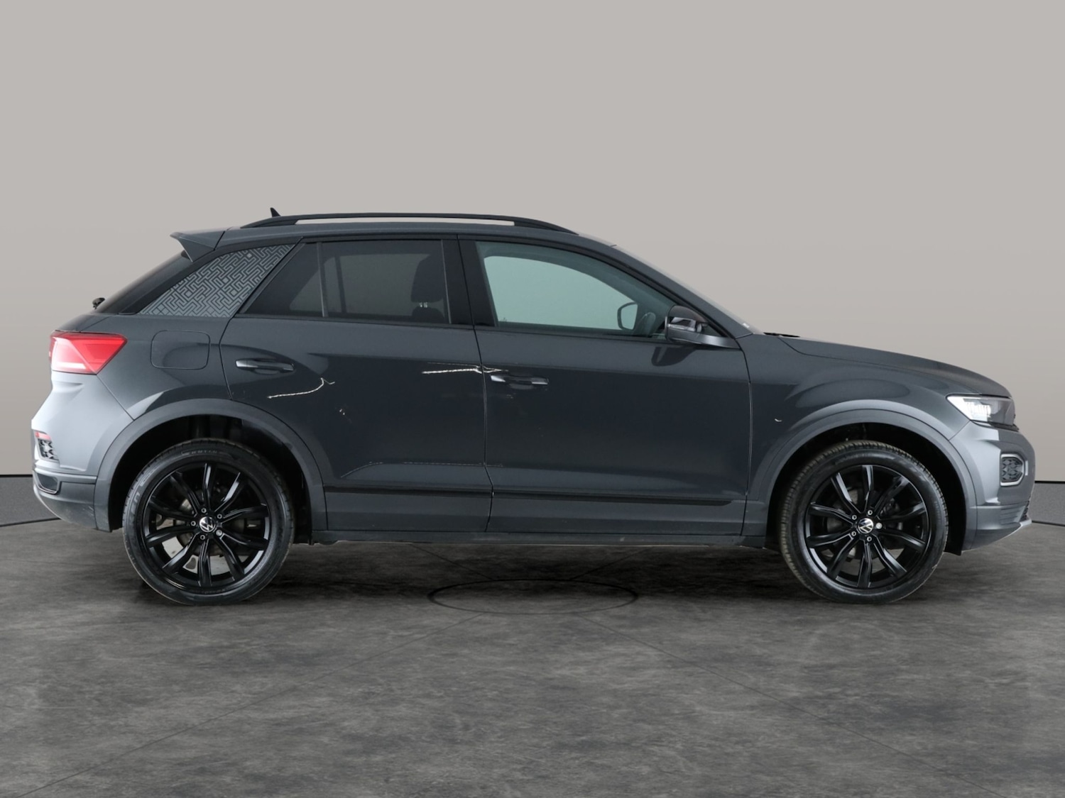 Used Volkswagen T-Roc 2021 for sale - 76821798: Photo 8