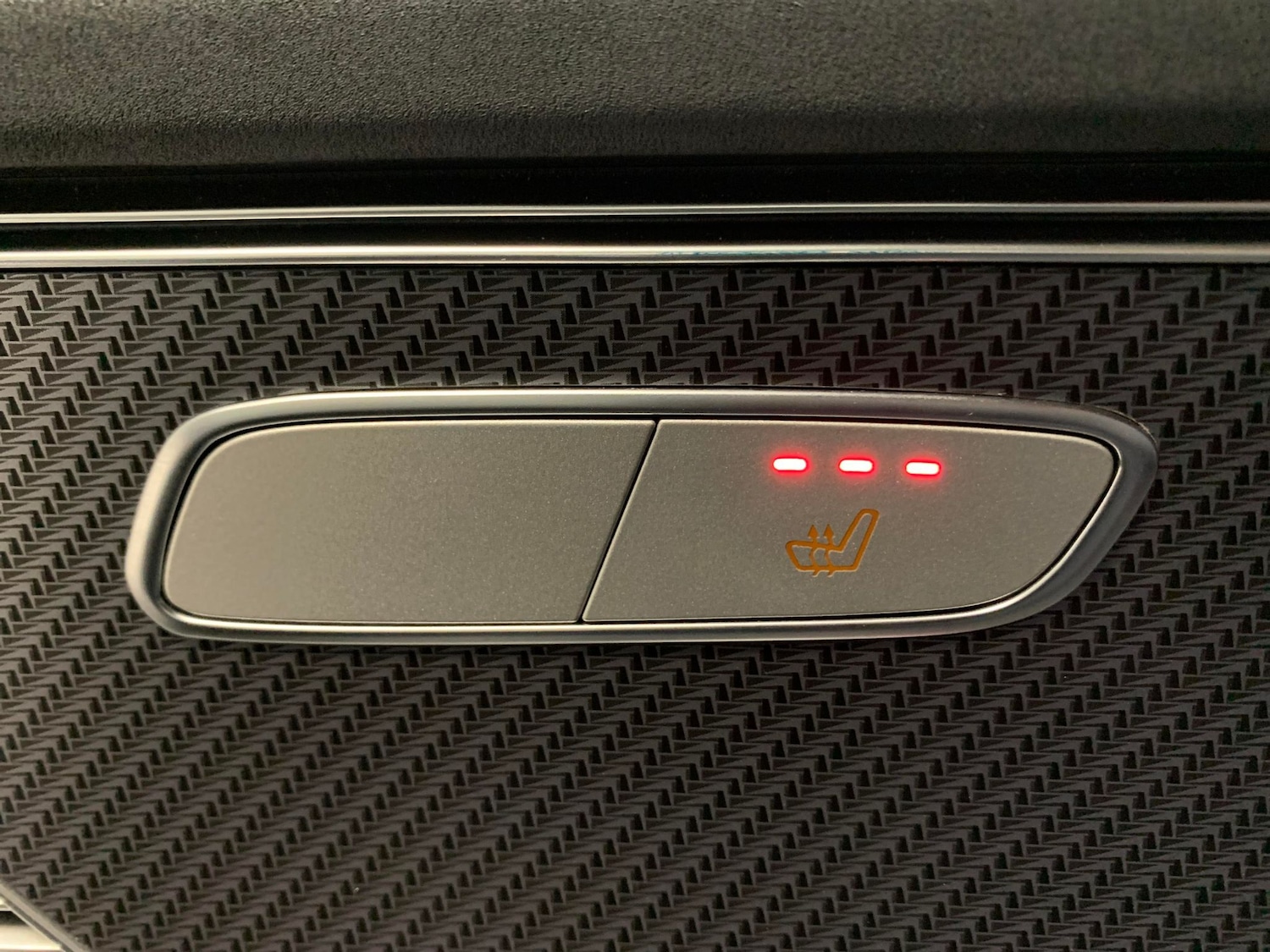 Used Mercedes-Benz EQC 2022 for sale - 76821857: Photo 23