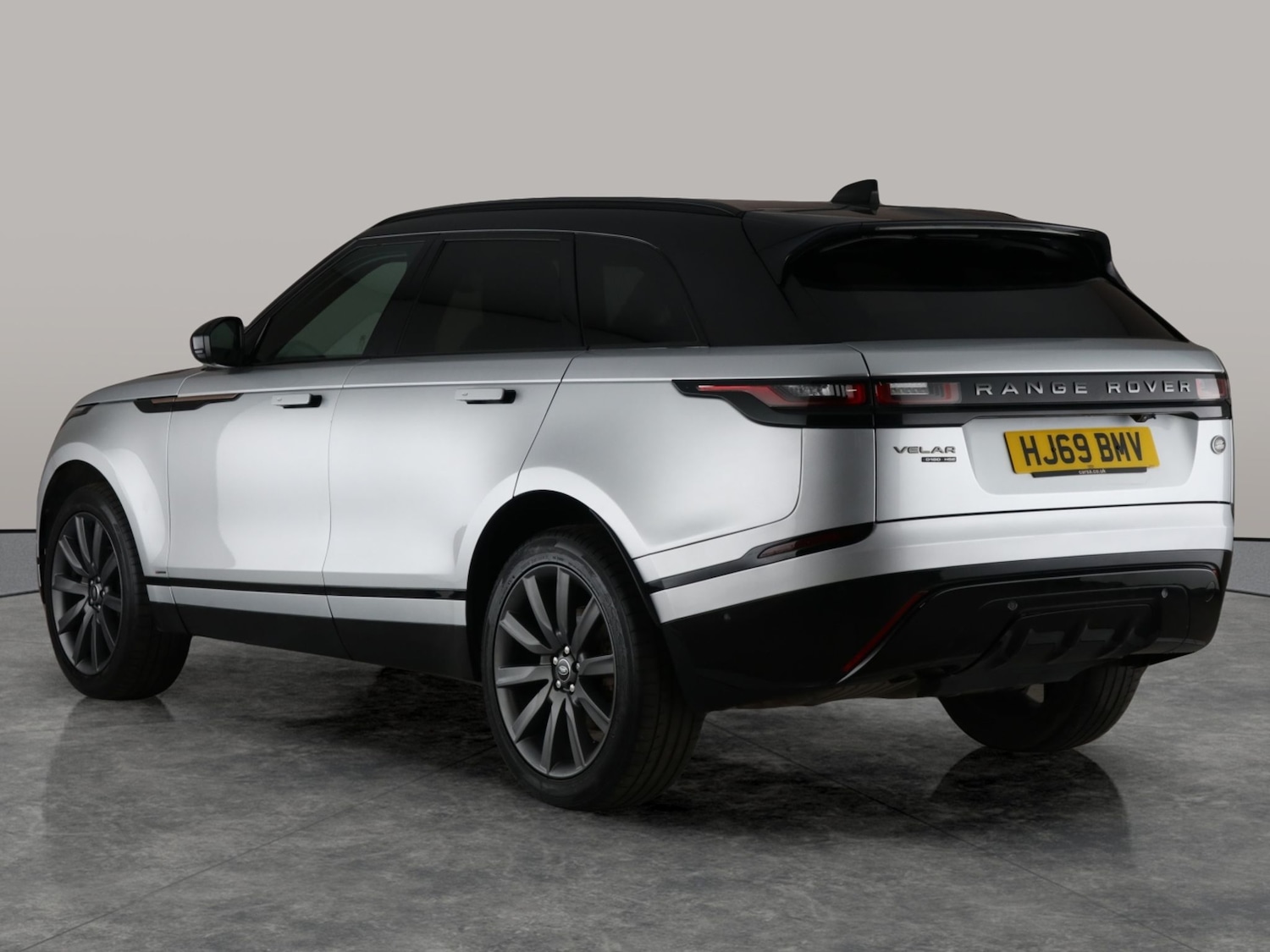 Used Land Rover Range Rover Velar 2019 for sale - 76636248: Photo 12