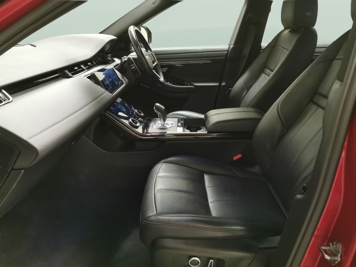 Used Land Rover Range Rover Evoque 2022 for sale - 77462195: Photo 4