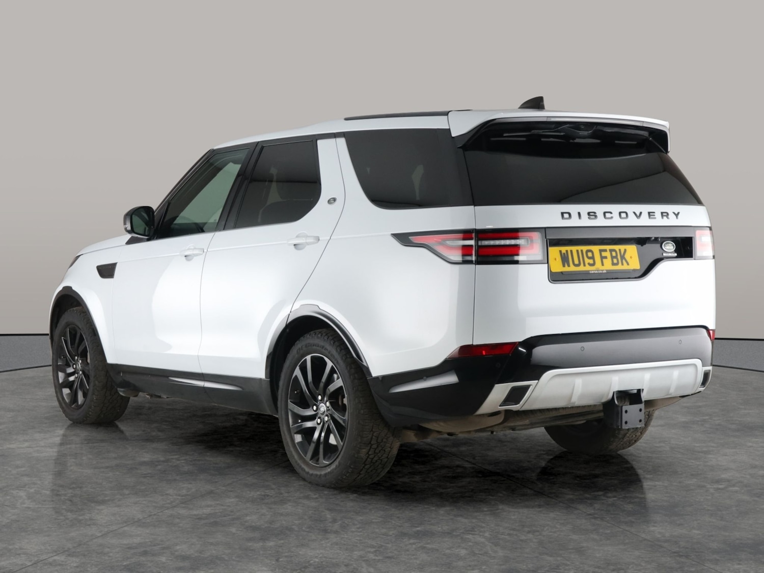 Used Land Rover Discovery 2019 for sale - 76381696: Photo 17