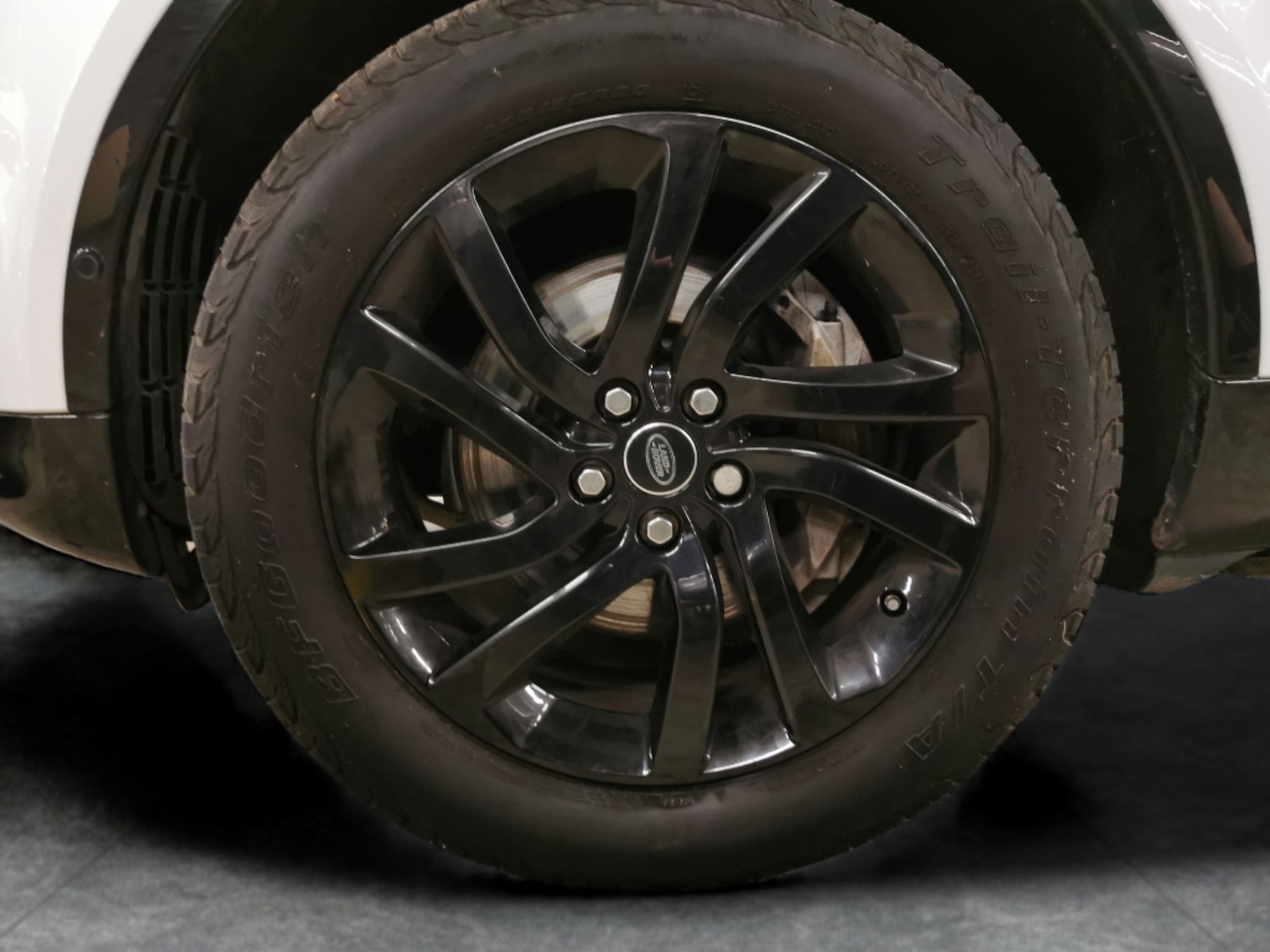 Used Land Rover Discovery 2019 for sale - 76381696: Photo 33