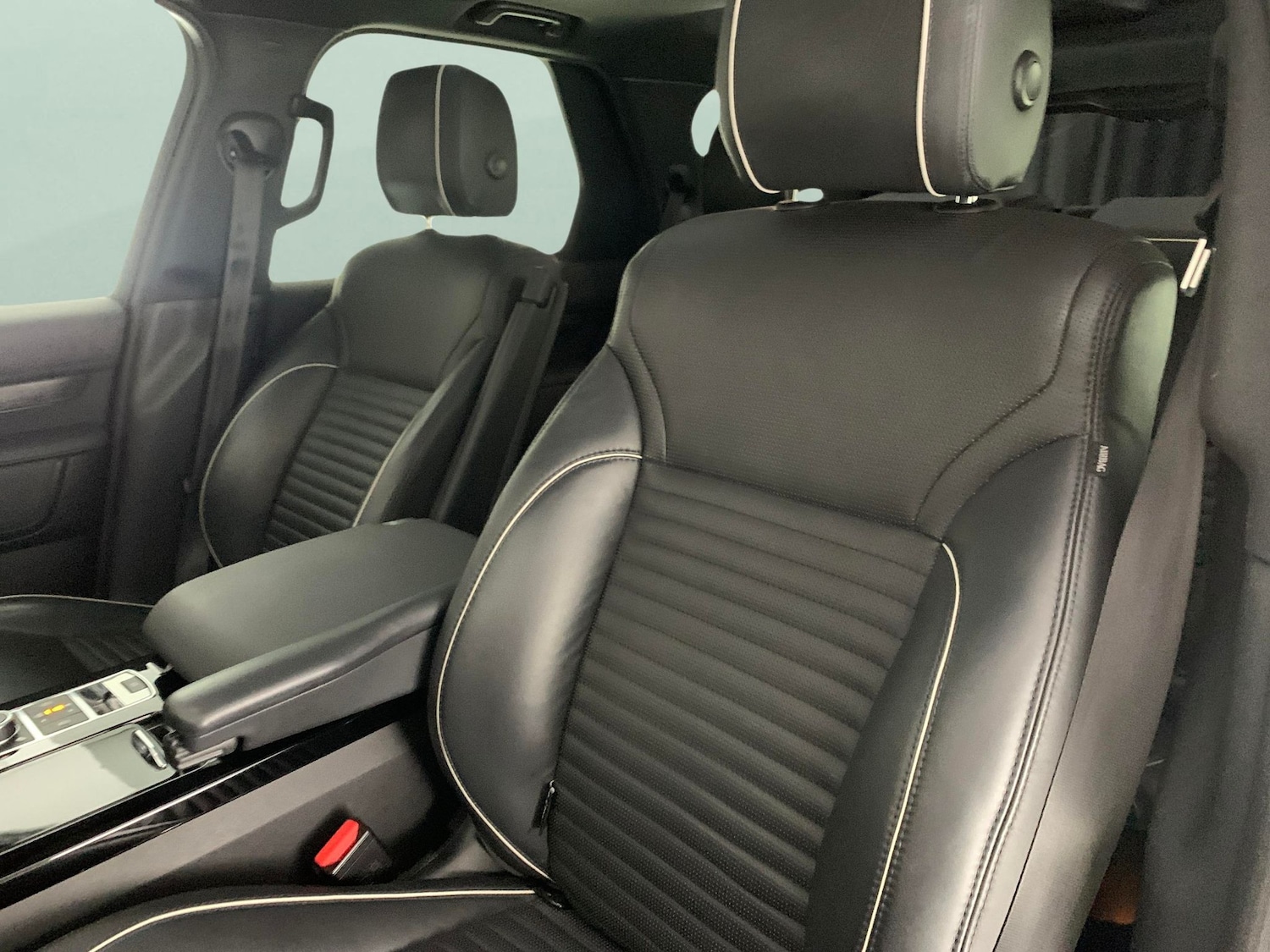 Used Land Rover Discovery 2019 for sale - 76381696: Photo 9