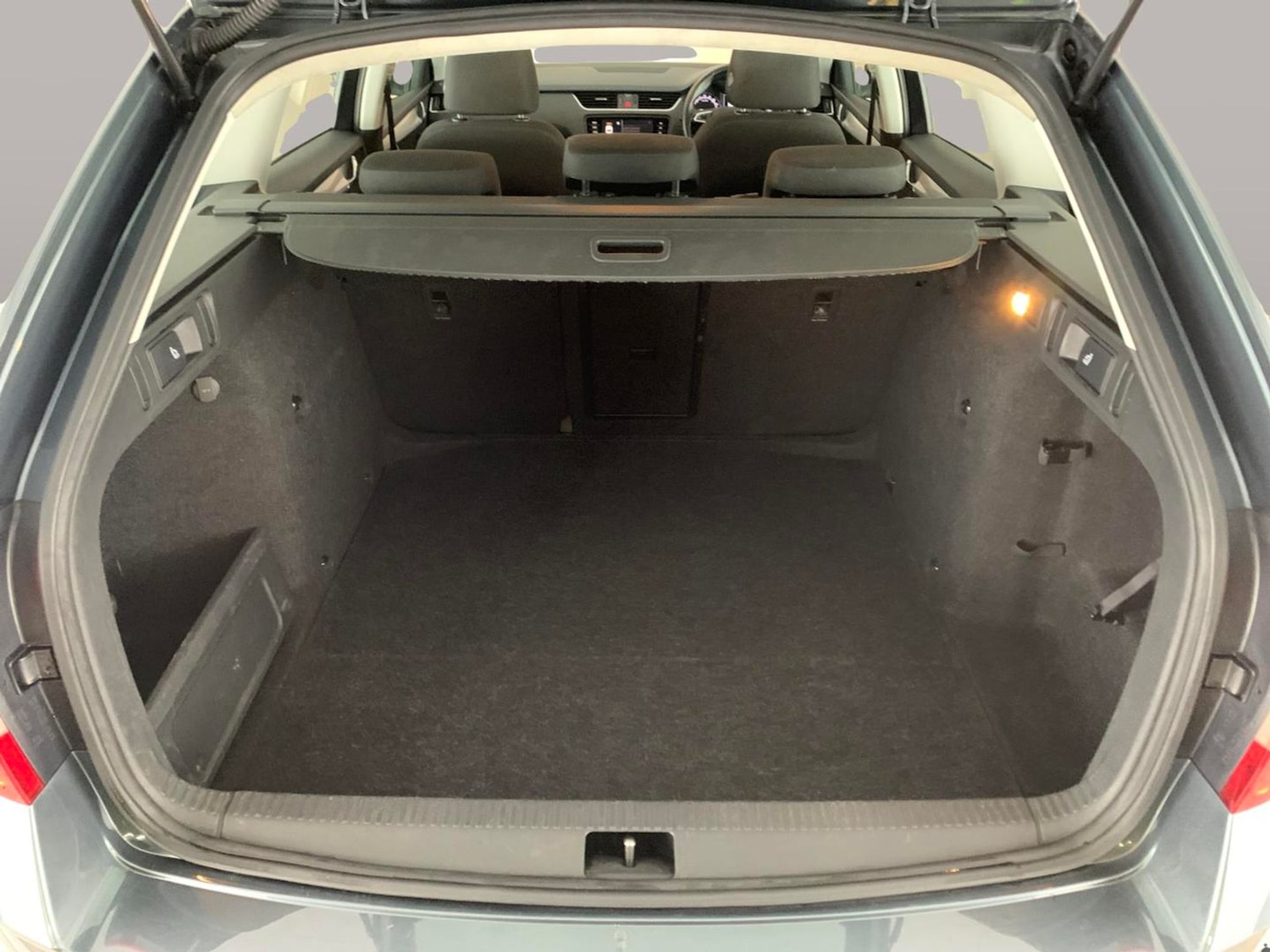 Used Skoda Octavia 2019 for sale - 76792834: Photo 29