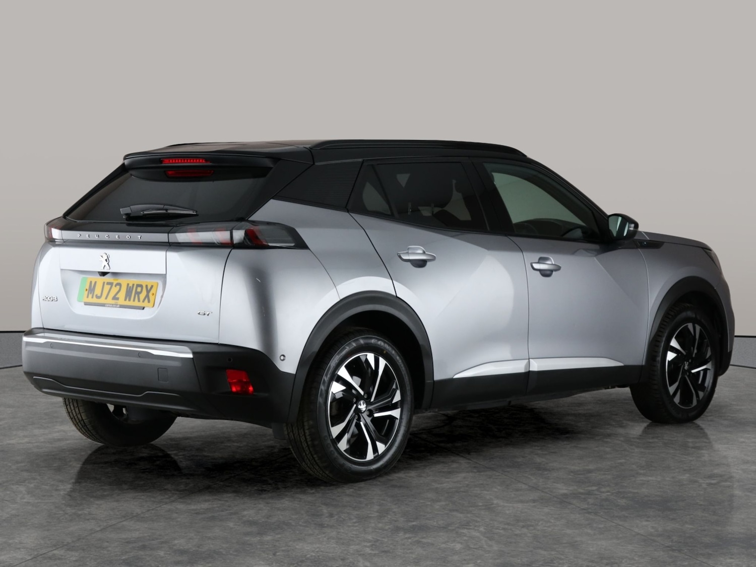 Used Peugeot E-2008 2022 for sale - 76879121: Photo 10