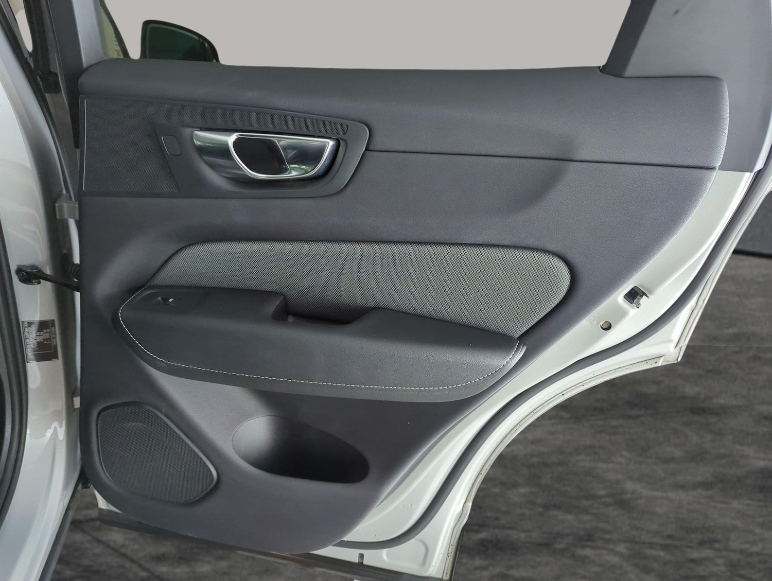 Used Volvo XC60 2021 for sale - 77889000: Photo 32