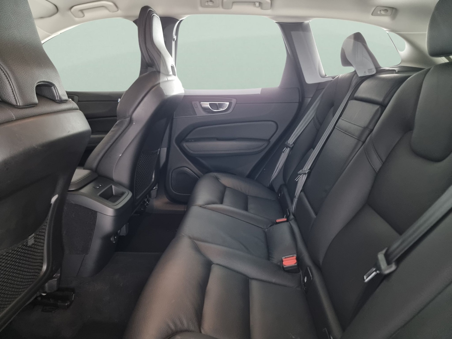 Used Volvo XC60 2021 for sale - 76428515: Photo 33