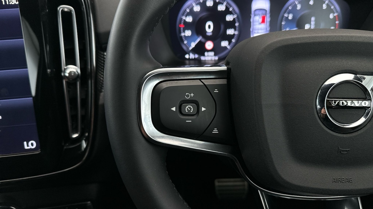 Used Volvo XC40 2022 for sale - 76599734: Photo 23