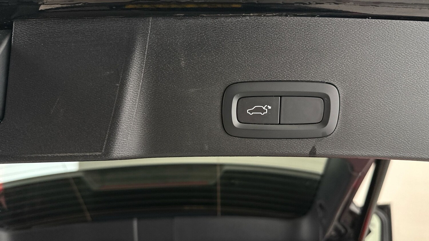 Used Volvo XC40 2022 for sale - 76599734: Photo 32