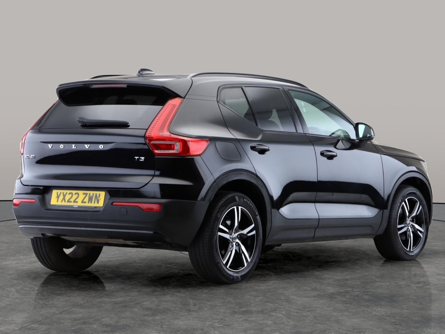 Used Volvo XC40 2022 for sale - 76599734: Photo 6