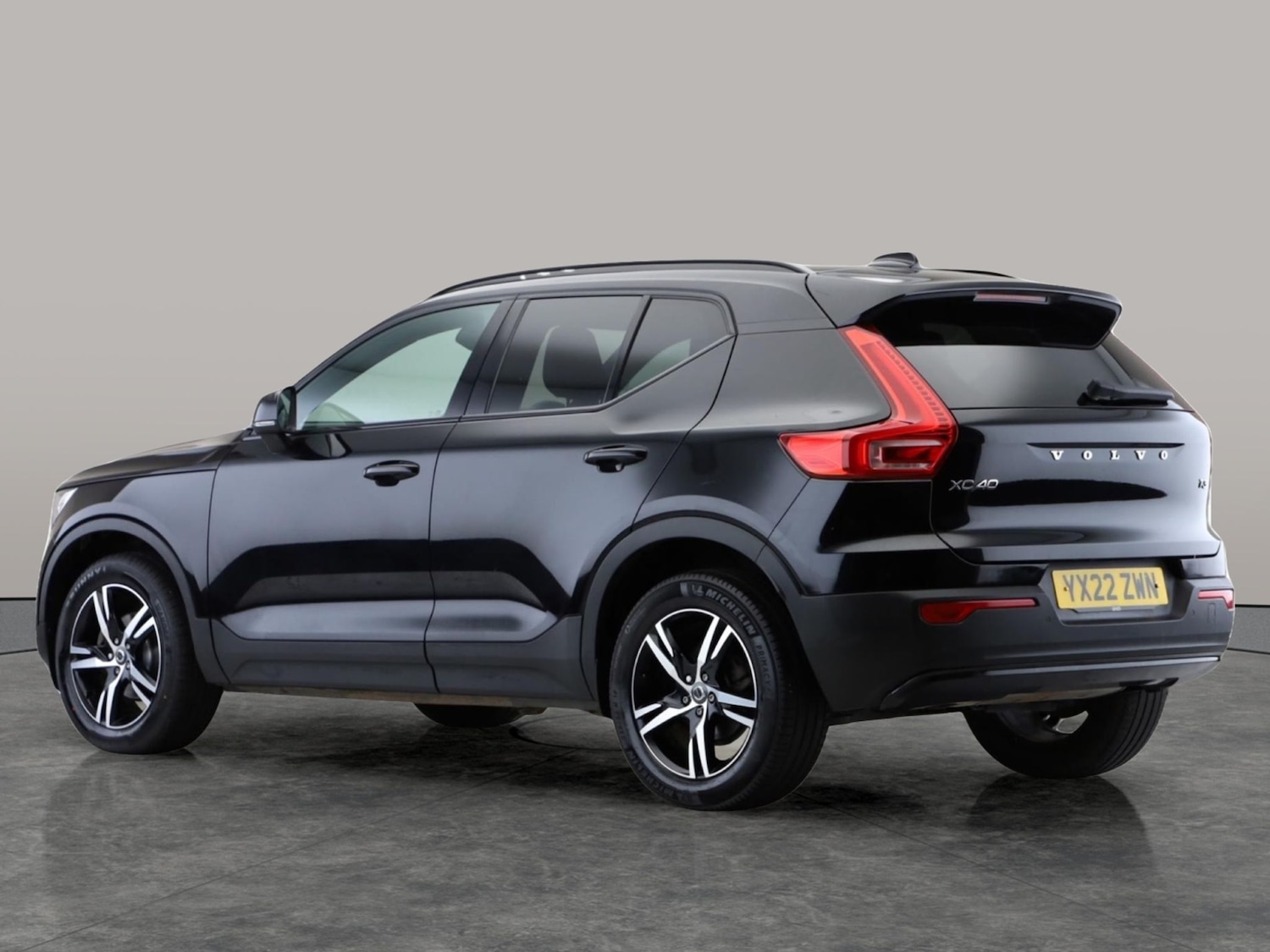 Used Volvo XC40 2022 for sale - 76599734: Photo 8