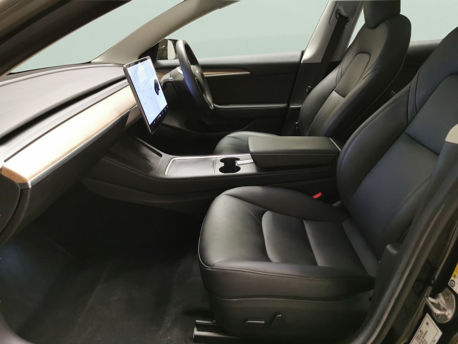 Used Tesla Model 3 2021 for sale - 77790002: Photo 4