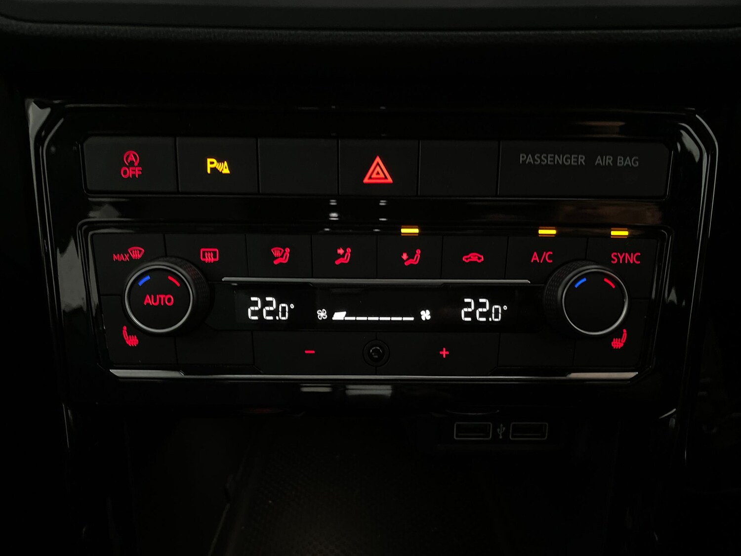 Used Volkswagen T-Cross 2020 for sale - 77679207: Photo 20