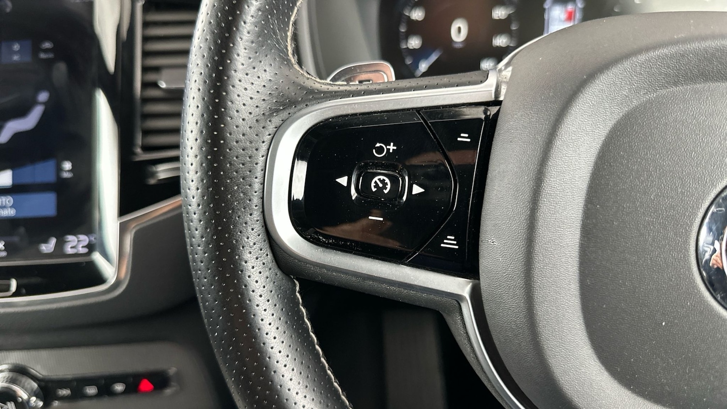 Used Volvo XC90 2019 for sale - 77418097: Photo 24