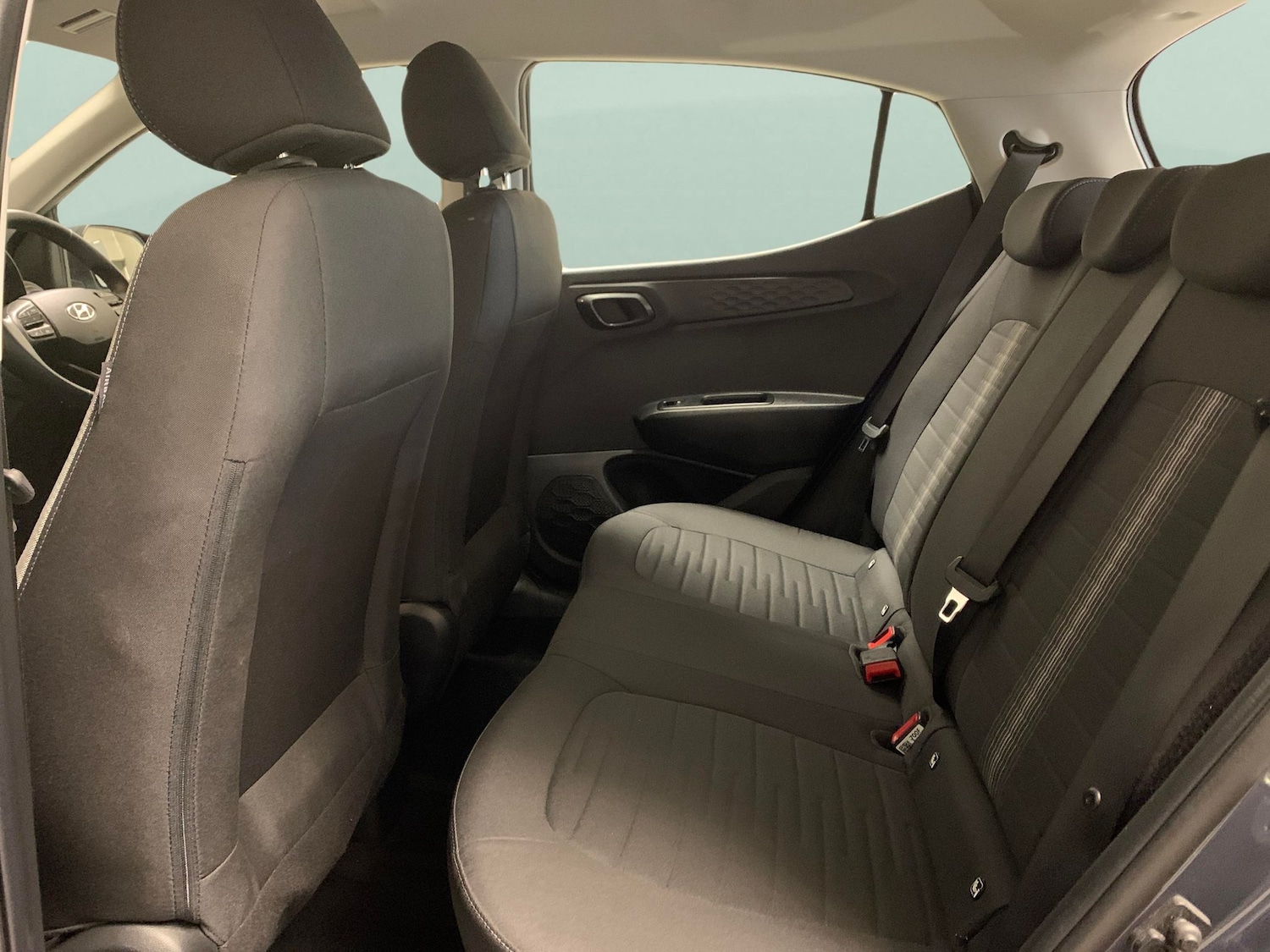 Used Hyundai i10 2022 for sale - 76436960: Photo 30