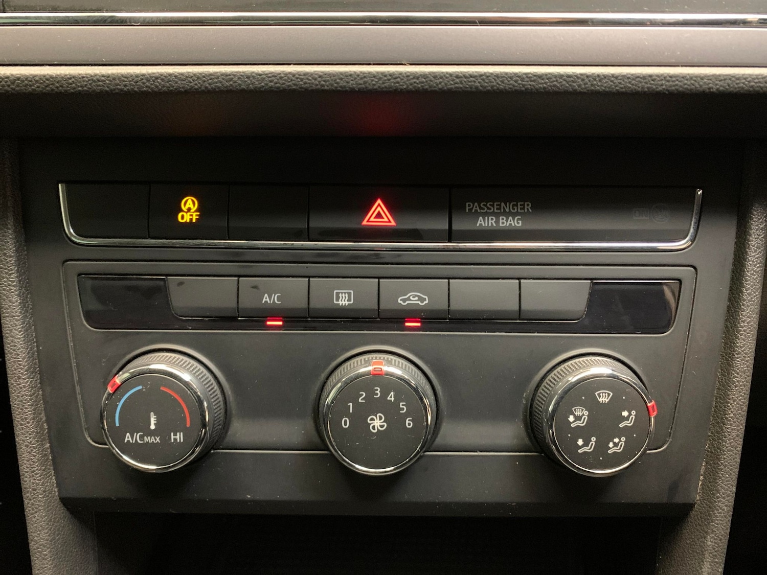 Used SEAT Leon 2018 for sale - 76999697: Photo 18