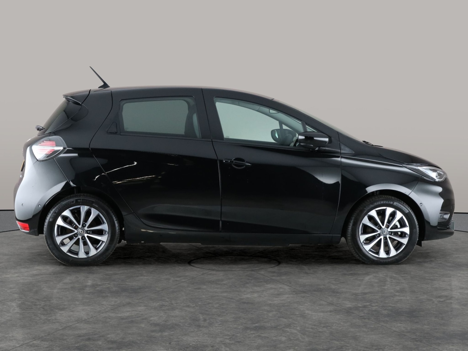 Used Renault Zoe 2022 for sale - 77034155: Photo 9