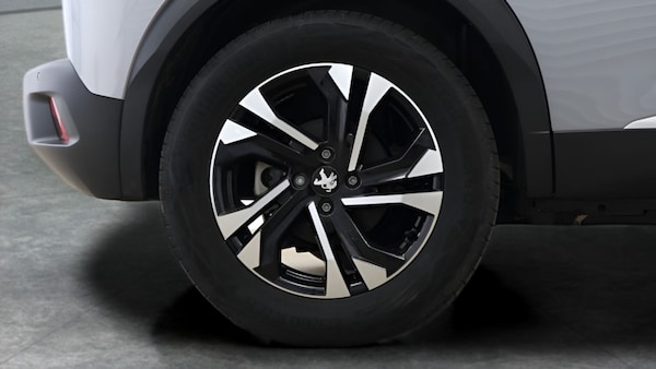 Used Peugeot E-2008 2022 for sale - 76250021: Photo 30