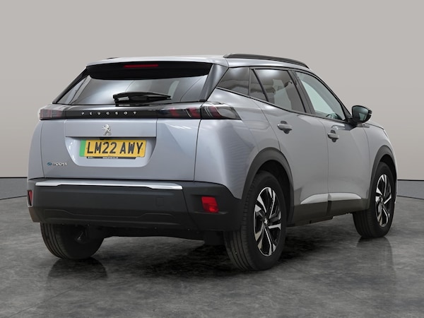 Used Peugeot E-2008 2022 for sale - 76250021: Photo 9