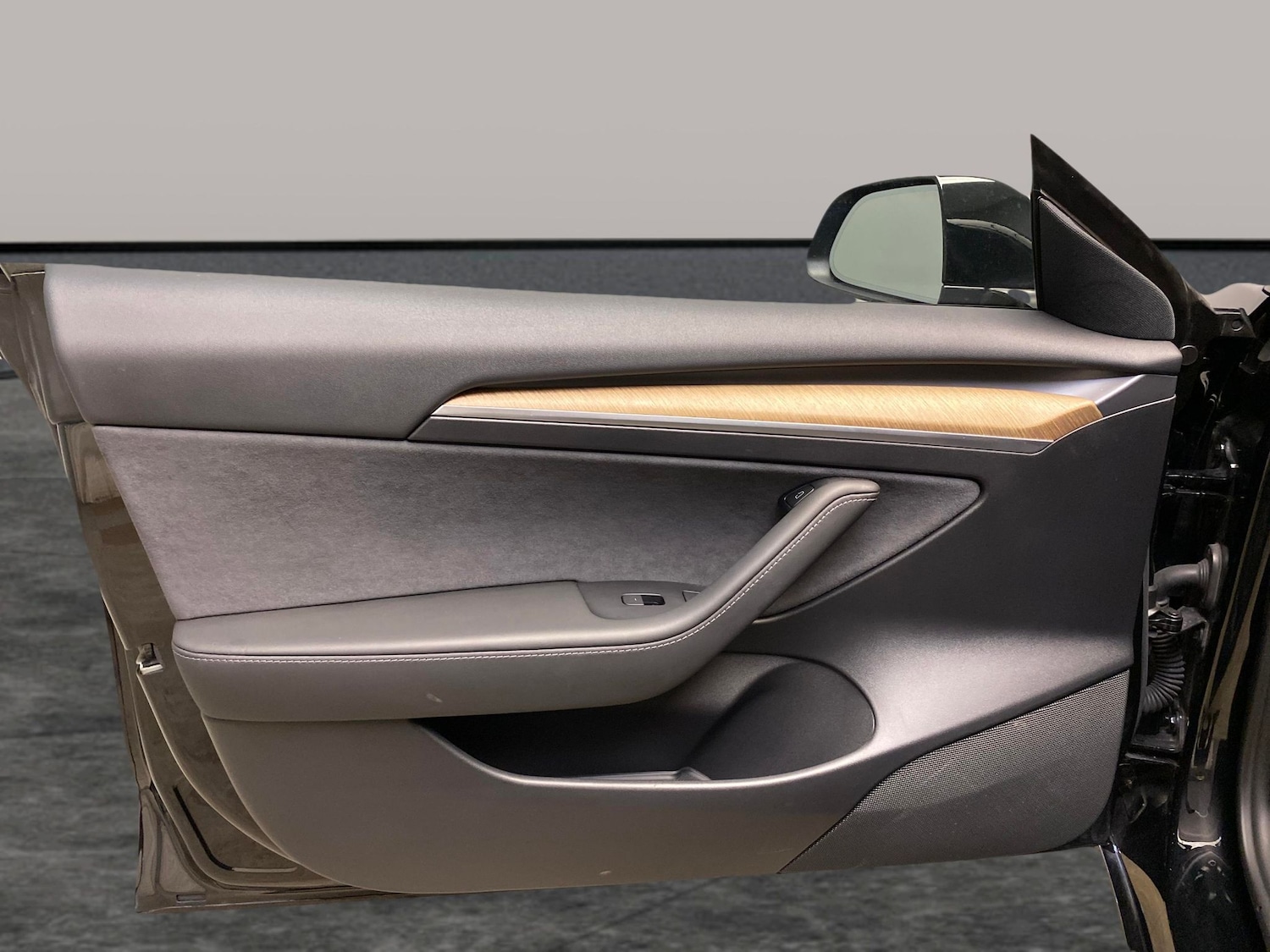 Used Tesla Model 3 2021 for sale - 78132500: Photo 28