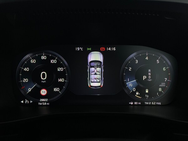 Used Volvo XC40 2020 for sale - 76243859: Photo 35