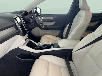 Used Volvo XC40 2020 for sale - 76243859: Photo