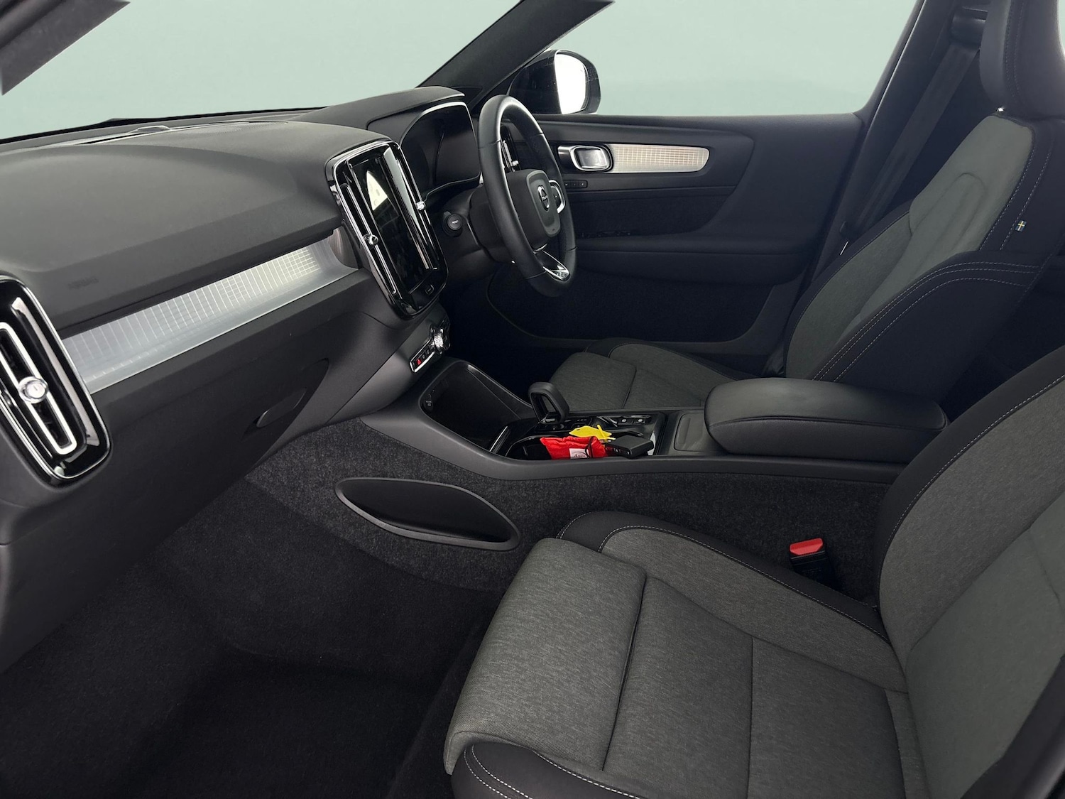 Used Volvo XC40 2022 for sale - 78039982: Photo 4